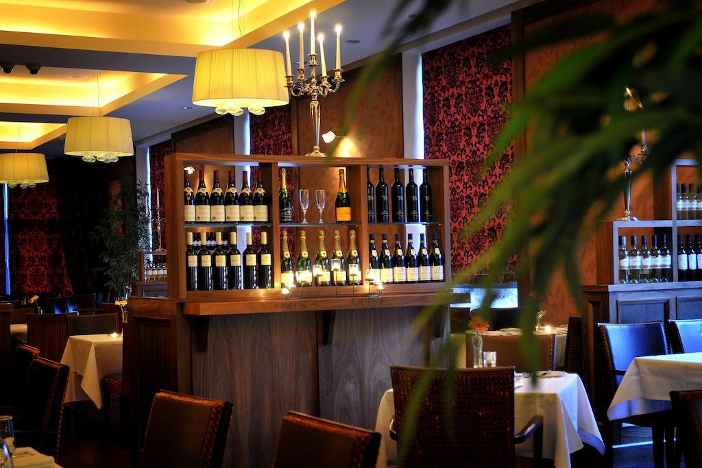 The Shirley Arms Hotel 카리크마크로스 외부 사진