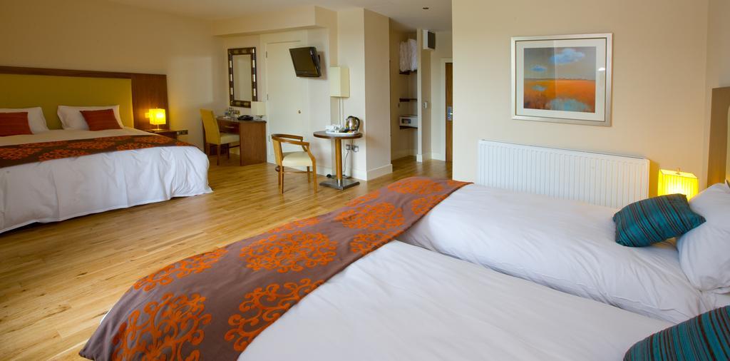 The Shirley Arms Hotel 카리크마크로스 외부 사진